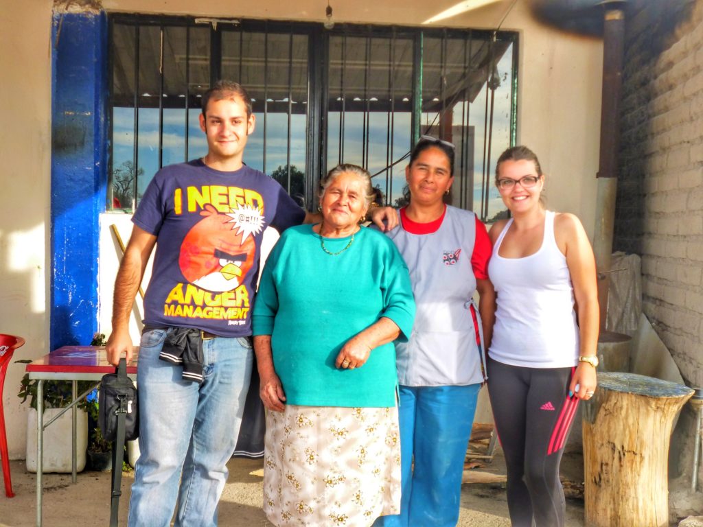 Conviviendo con Doña Rita y Doña Martha